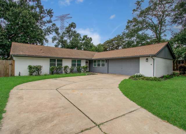 Property at 10415 Westray St, Houston, TX 77043, 4 beds, 2 baths