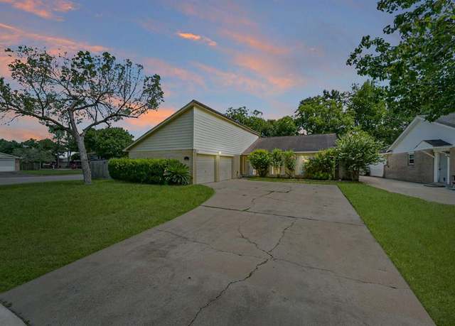Property at 2122 Clemson Dr, Katy, TX 77493, 3 beds, 2 baths