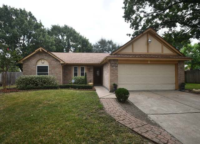 Property at 7514 Split Oak Ct, Houston, TX 77040, 3 beds, 2 baths