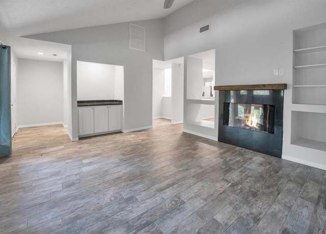 Property at 1503 Wimbledon Dr, Huntsville, TX 77340, 3 beds, 2.5 baths