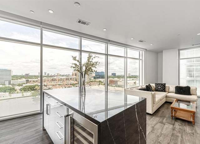 Property at 4521 San Felipe St #1203, Houston, TX 77027, 2 beds, 2.5 baths
