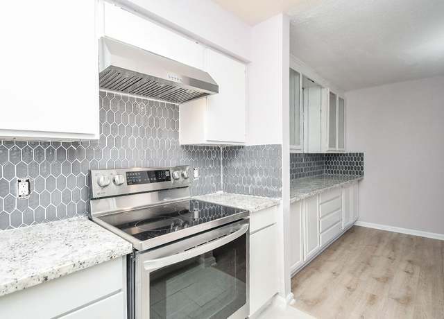 Property at 6633 W Airport #1103, Houston, TX 77035, 2 beds, 2 baths