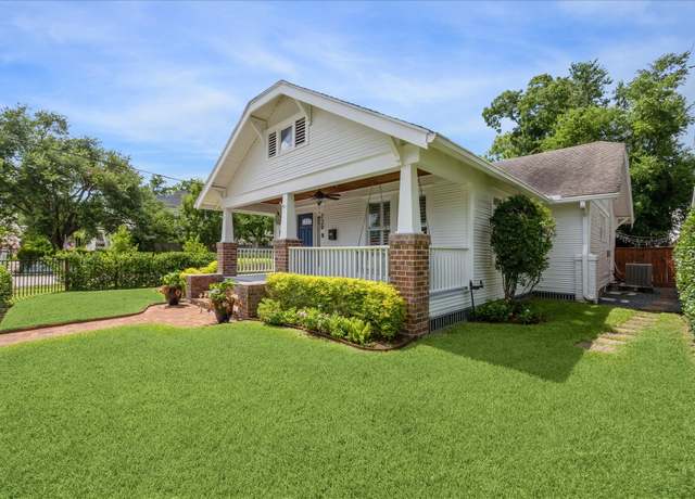 Property at 729 Merrill St, Houston, TX 77009, 3 beds, 3 baths