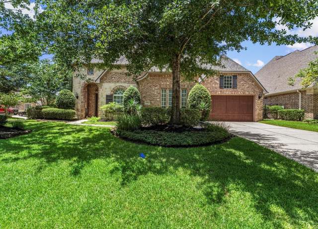 Property at 3 Bridgewood Cove Ct, The Woodlands, TX 77381, 3 beds, 2.5 baths