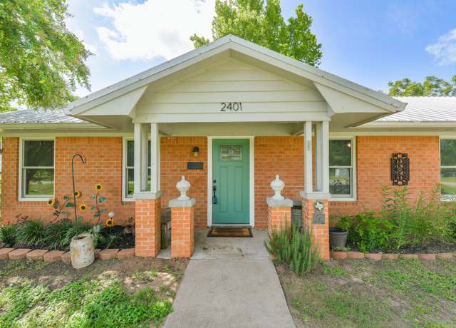 Property at 2401 Country Meadows Ln, Brenham, TX 77833, 3 beds, 1 bath