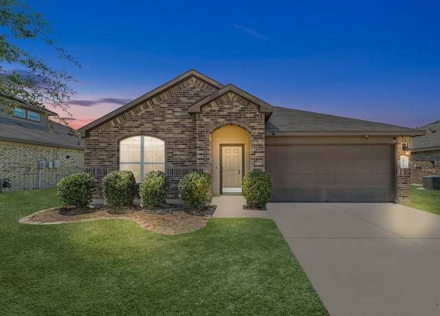 Property at 1822 Brady Shores Dr, Rosenberg, TX 77469, 4 beds, 2 baths