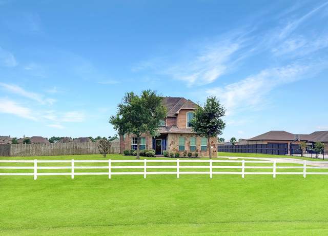 Property at 4726 Dubuque Rd, Rosharon, TX 77583, 5 beds, 3.5 baths