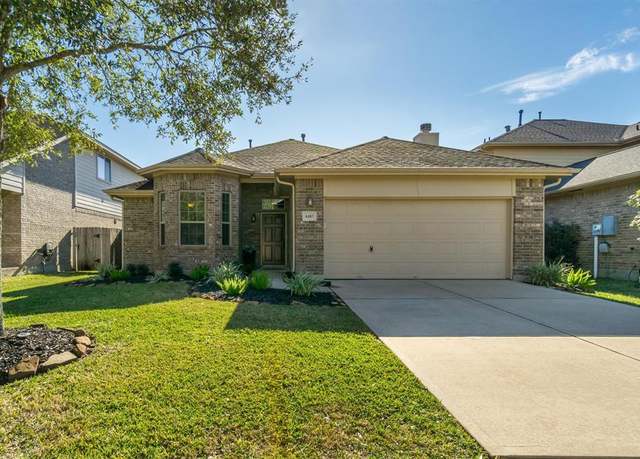 Property at 4467 Gerona St, League City, TX 77573, 3 beds, 2 baths