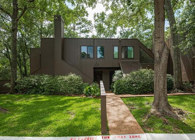 Property at 241 Litchfield Ln, Houston, TX 77024, 3 beds, 2.5 baths