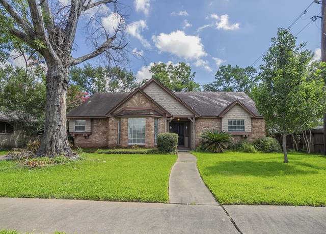 Property at 5606 Water Leaf Ln, Houston, TX 77088, 3 beds, 2 baths