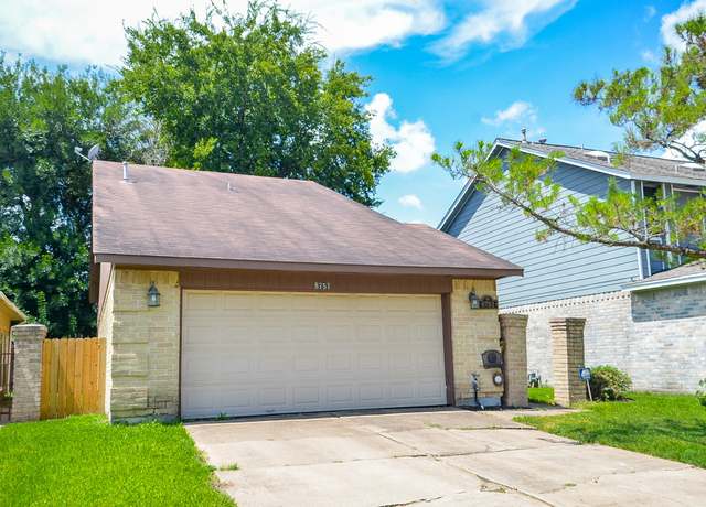 Property at 8751 E Rylander Cir, Houston, TX 77071, 2 beds, 2 baths