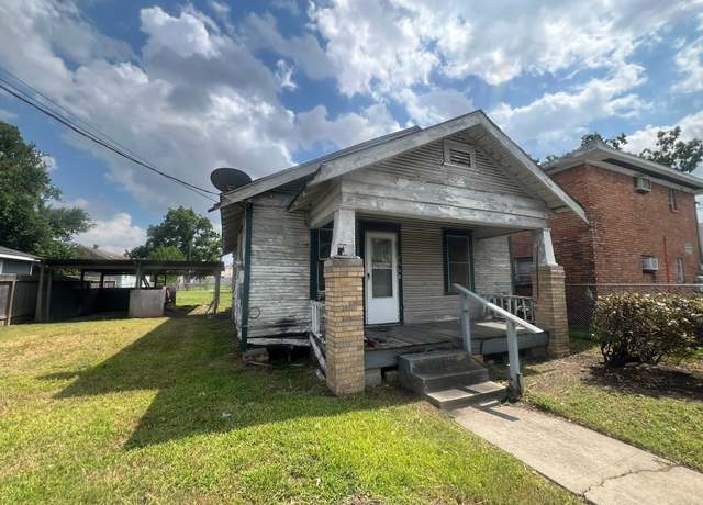 Property at 5536 Arapahoe St, Houston, TX 77020, 2 beds, 1 bath