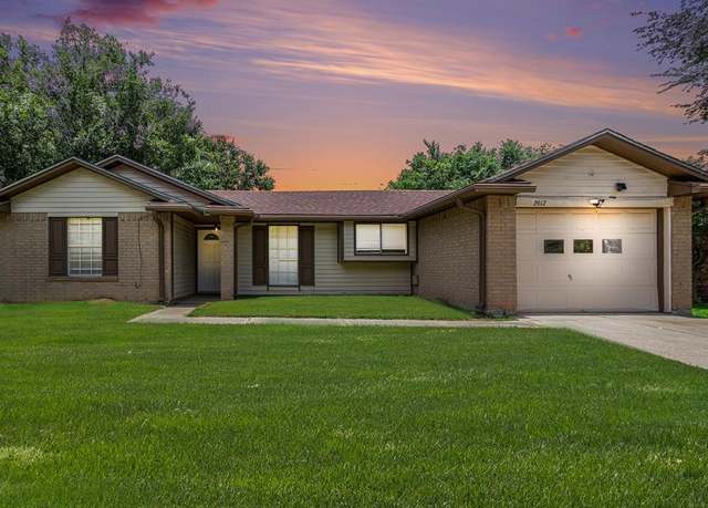 Property at 2612 Jeb Stuart Dr, League City, TX 77573, 3 beds, 2 baths