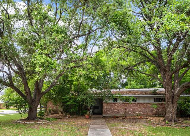 Property at 4958 Wigton Dr, Houston, TX 77096, 3 beds, 3 baths
