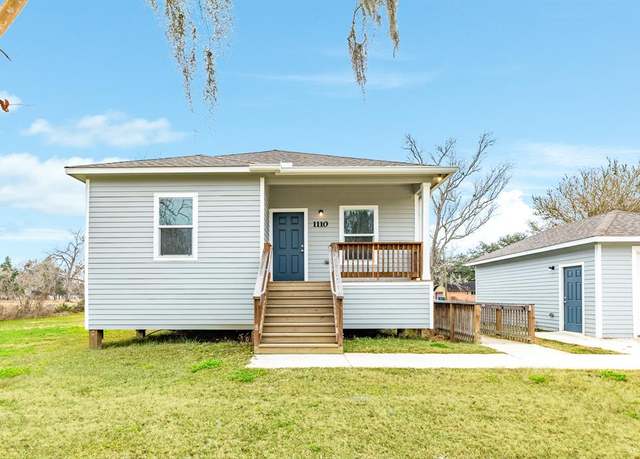 Property at 1110 Estelle St, Sweeny, TX 77480, 2 beds, 2 baths