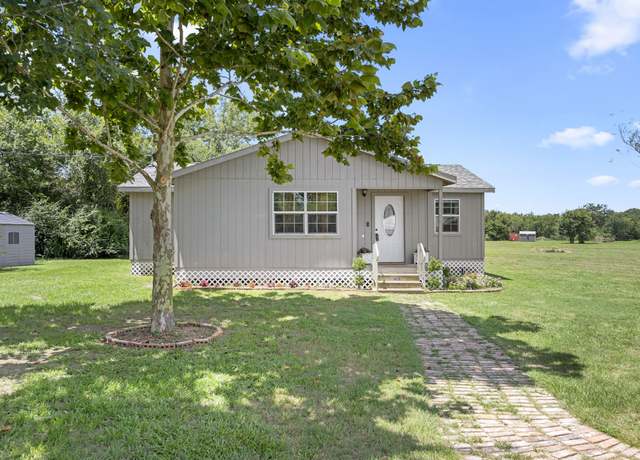 Property at 8956 Fm 1696 Rd, Bedias, TX 77831, 3 beds, 2 baths
