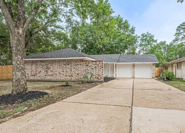 Property at 9003 Chateau Forest Dr, Houston, TX 77088, 4 beds, 2 baths