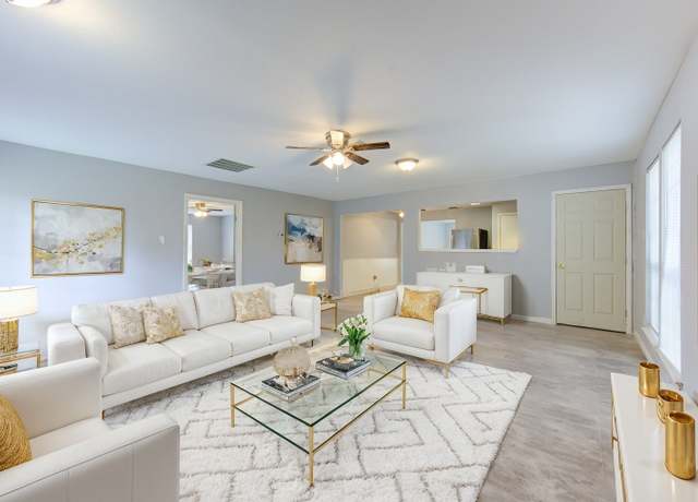 Property at 6115 Westbranch Dr, Houston, TX 77072, 5 beds, 3 baths