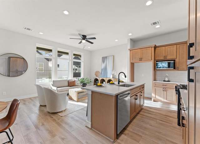 Property at 6510 Old Olive Tree Dr, Houston, TX 77091, 3 beds, 2.5 baths
