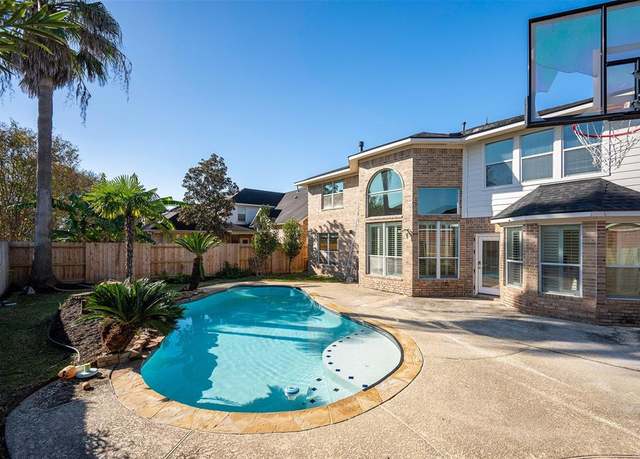 Property at 6114 Sienna Arbor Ln, Houston, TX 77041, 5 beds, 3.5 baths