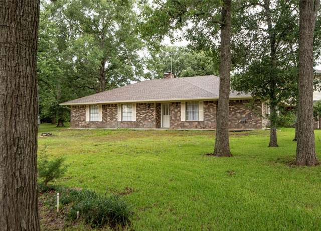 Property at 5150 Sandy Creek Ln, Brenham, TX 77833, 4 beds, 3 baths