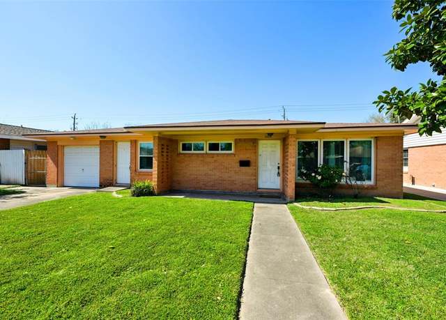 Property at 6614 Fairway Dr, Galveston, TX 77551, 3 beds, 1 bath