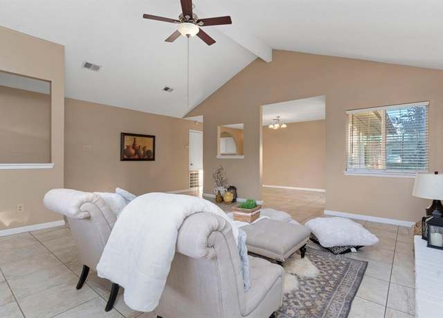 Property at 4806 Maurita Dr, Spring, TX 77373, 3 beds, 2 baths