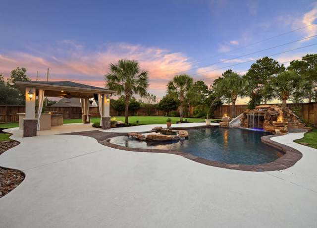 Property at 6366 Concho Bay Dr, Houston, TX 77041, 5 beds, 3 baths