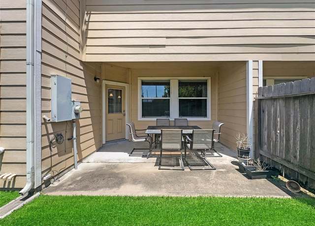 Property at 2822 Windy Thicket Ln, Houston, TX 77082, 3 beds, 2.5 baths