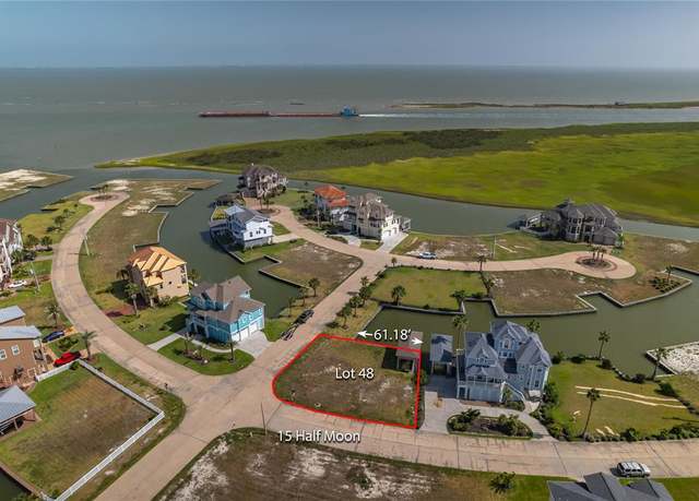 Property at 15 Half Moon, Hitchcock, TX 77563