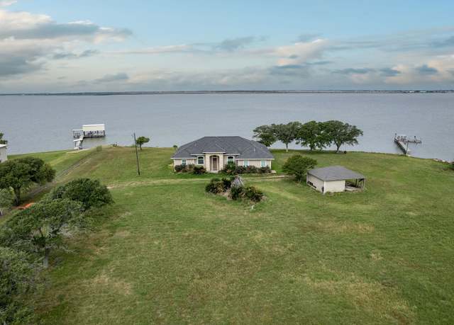 Property at 842 County Road 478, Palacios, TX 77465, 3 beds, 2 baths