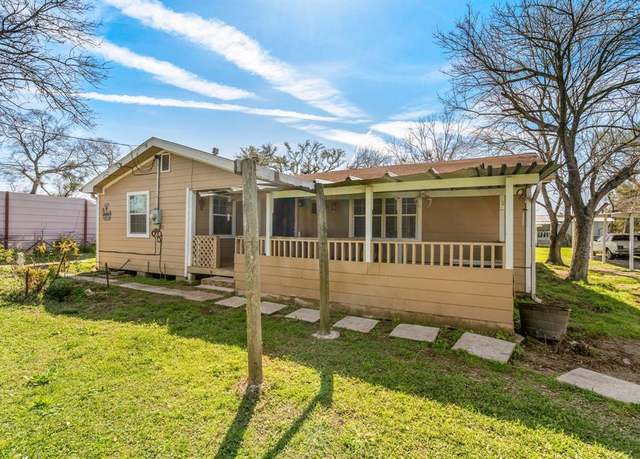 Property at 230 Busch St, Houston, TX 77060, 2 baths