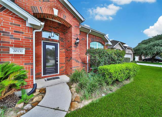 Property at 20131 Niagara Falls Dr, Tomball, TX 77375, 4 beds, 2 baths