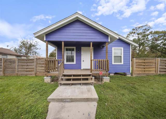 Property at 504 Stimpson St, Baytown, TX 77520, 3 beds, 2 baths