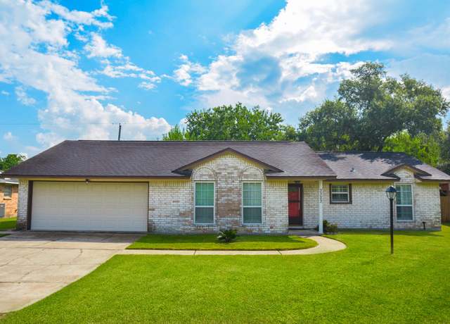 Property at 3323 Westview St, Shoreacres, TX 77571, 3 beds, 2 baths
