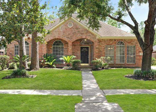 Property at 1722 Calmar Dr, Spring, TX 77386, 4 beds, 2 baths