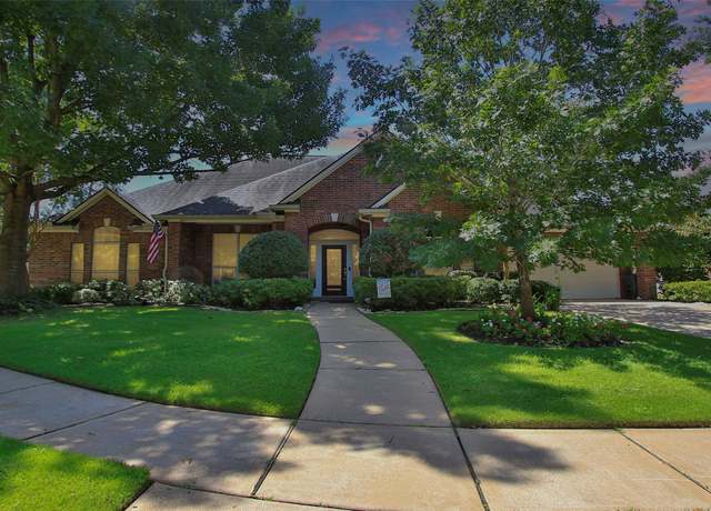 Property at 1514 Robins Forest Dr, Spring, TX 77379, 4 beds, 2.5 baths