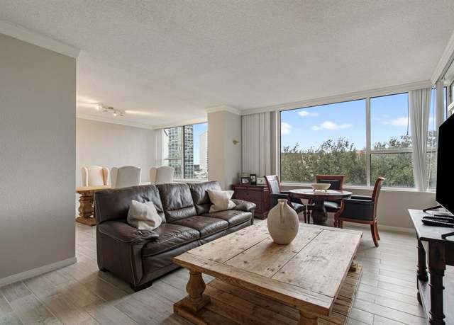 Property at 14 Greenway Plz Unit 5-O, Houston, TX 77046, 2 beds, 2 baths