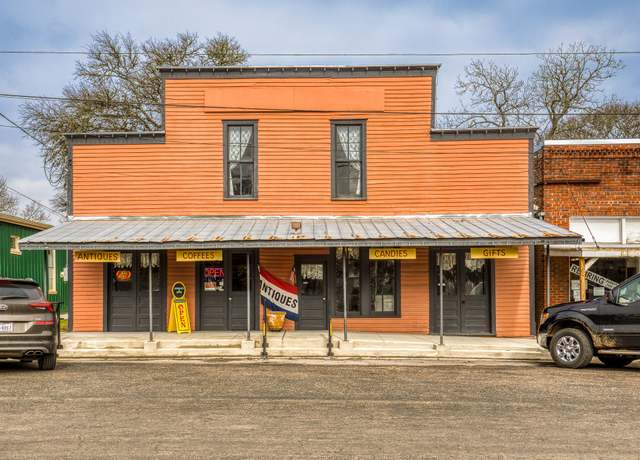 Property at 112 N Live Oak St, Fayetteville, TX 78940, 1 bath