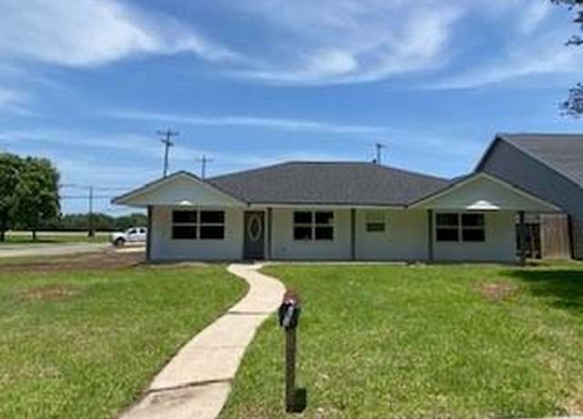 Property at 803 Hackberry St, Stafford, TX 77477, 3 beds, 2 baths