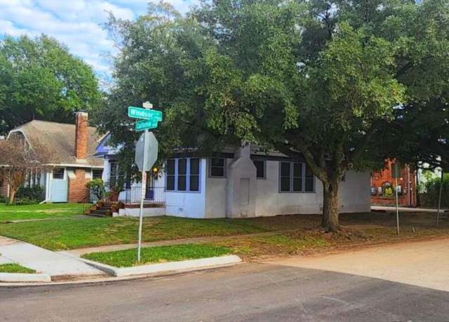 Property at 1621 California St, Houston, TX 77006, 2 beds, 1 bath