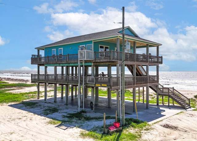 Property at 982 Kirks Dr, Gilchrist, TX 77617, 4 beds, 2 baths