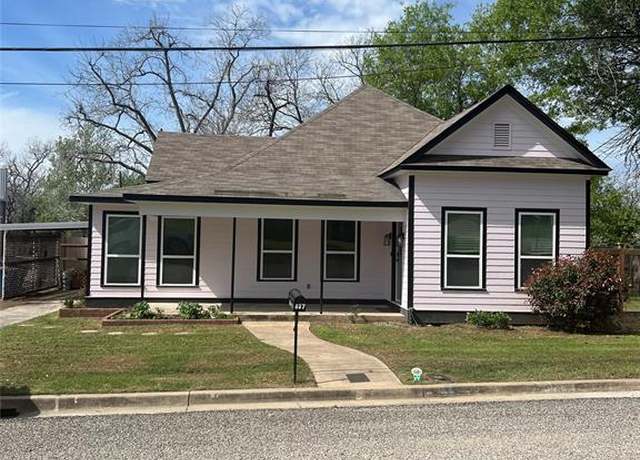 Property at 637 N Washington St, La Grange, TX 78945, 3 beds, 2 baths