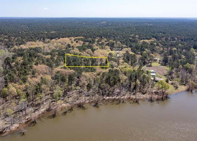 Property at 3196 Fsr 304w, Broaddus, TX 75929, 3 beds, 1.5 baths
