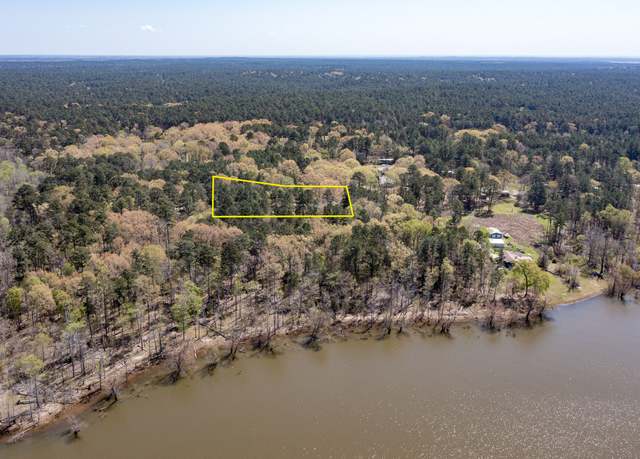 Property at 3196 Fsr 304w, Broaddus, TX 75929, 3 beds, 1.5 baths