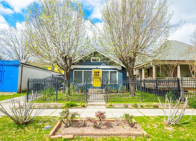 Property at 3211 Beauchamp St, Houston, TX 77009, 3 beds, 1 bath
