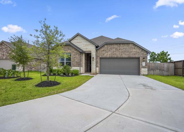 Property at 1327 Pleasant Springs Ct, Montgomery, TX 77316, 4 beds, 2.5 baths