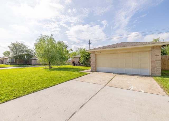 Property at 2318 Green Valley Dr, Deer Park, TX 77536, 3 beds, 2 baths