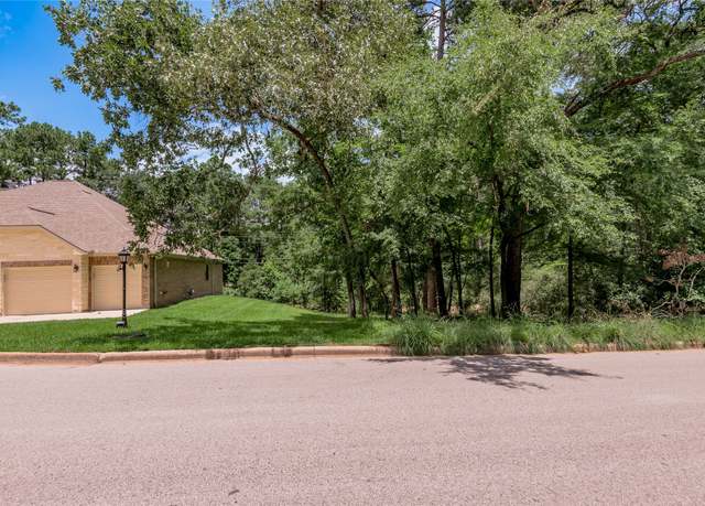 Property at 438 Cherry Hills Dr, Huntsville, TX 77340