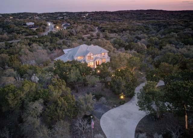 Property at 359 Cambridge Dr, New Braunfels, TX 78132, 4 beds, 3.5 baths
